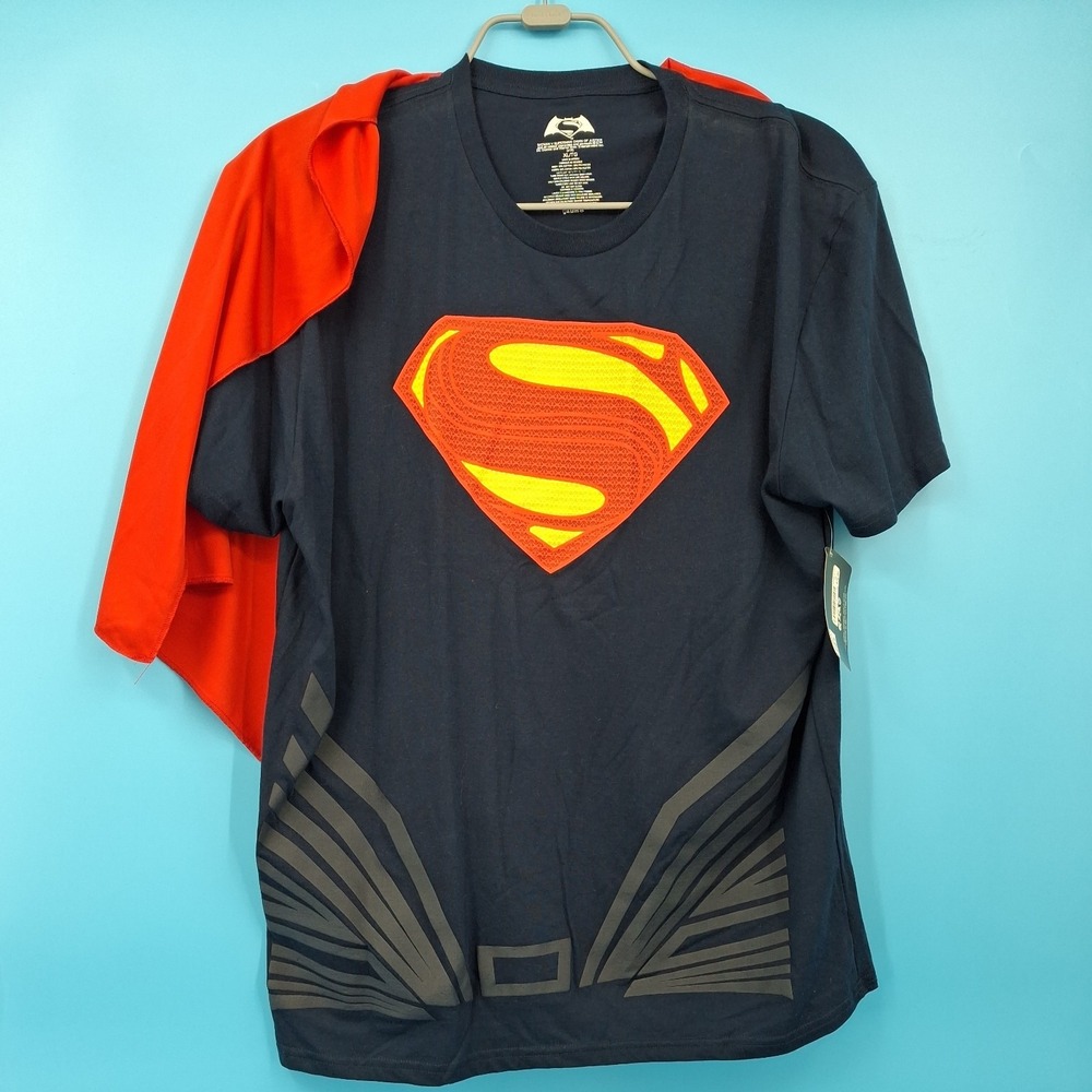 Superman Costume Shirt With Cape Men's Size XL - DC Batman V Superman